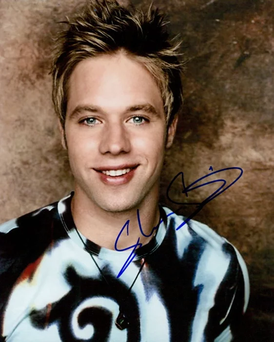 Shaun Sipos autograph