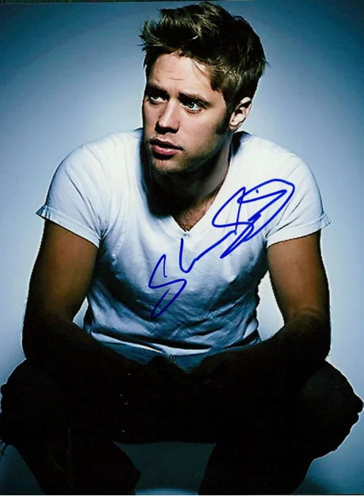 Shaun Sipos autograph