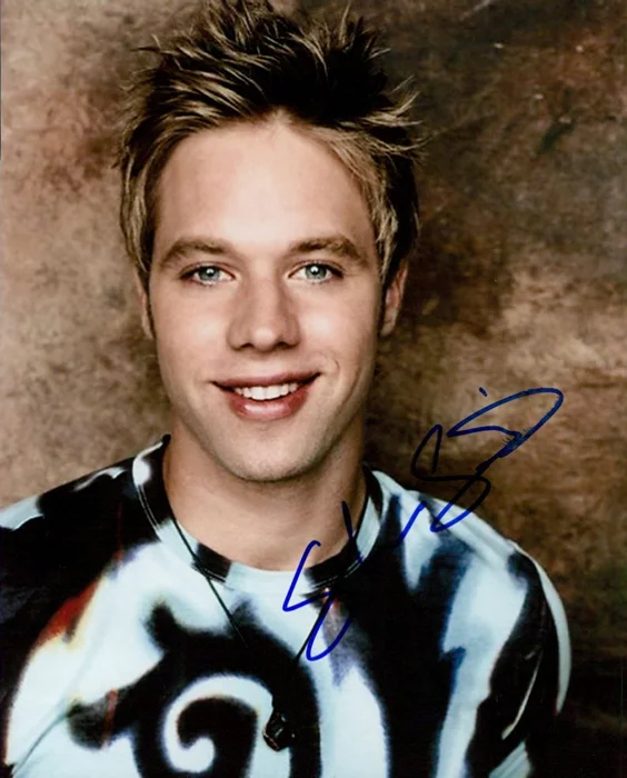 Shaun Sipos autograph