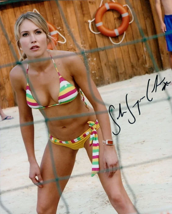 Sarah Carter autograph