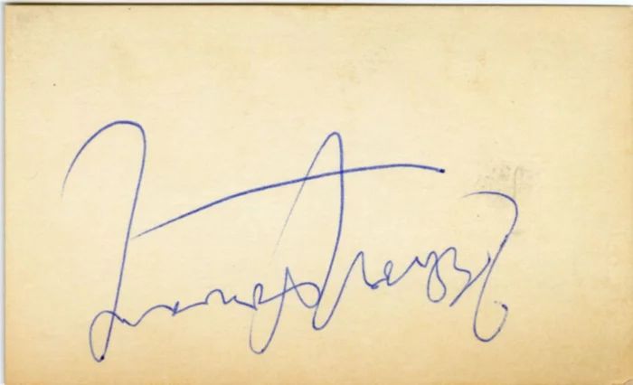 Trevor Howard autograph