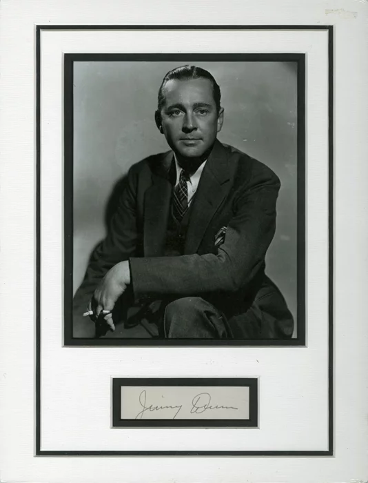 James Dunn autograph