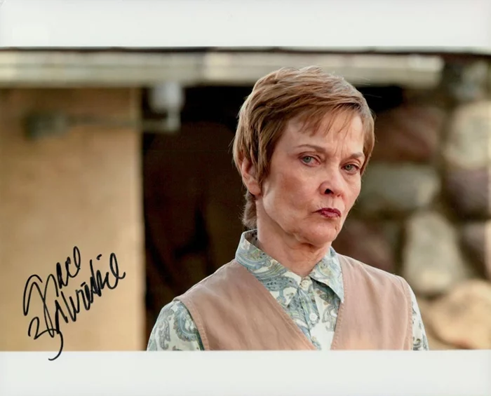 Grace Zabriskie autograph