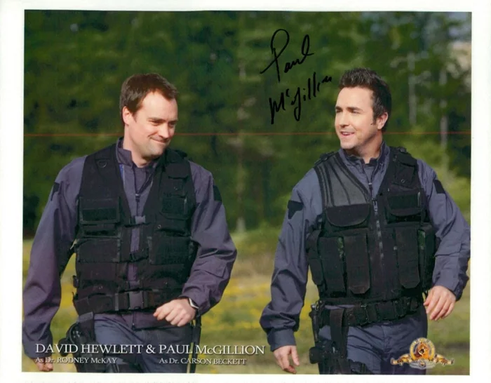 Paul McGillion autograph