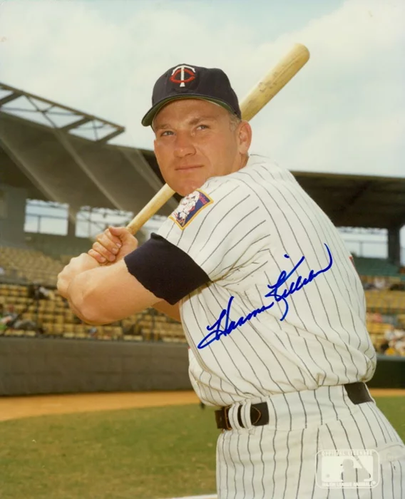 Harmon Killebrew autograph