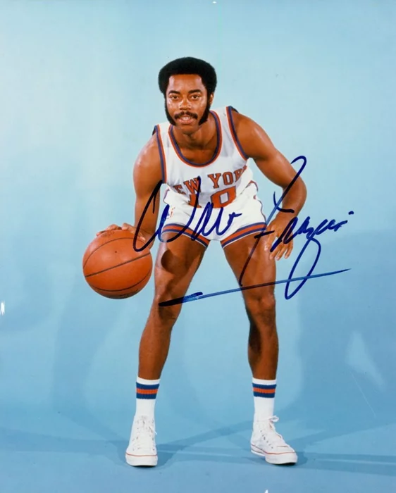 Walt Frazier autograph