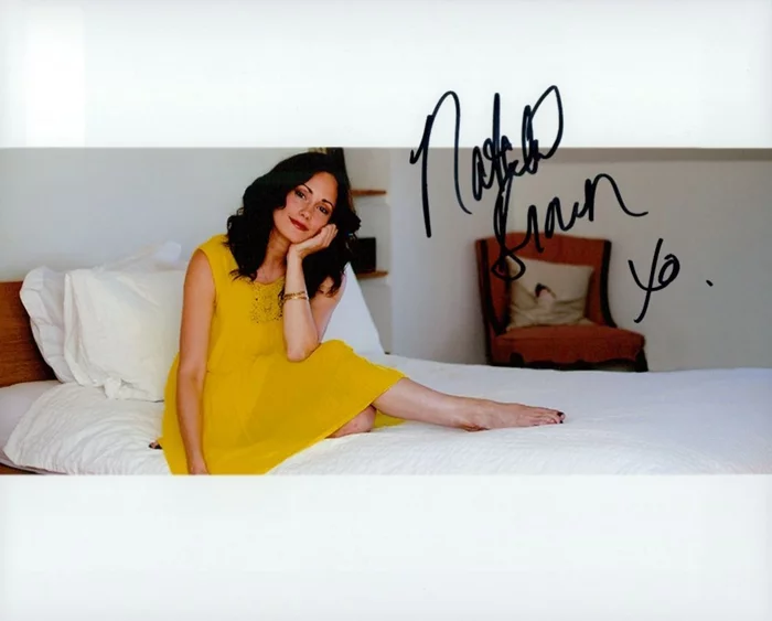 Natalie Brown autograph