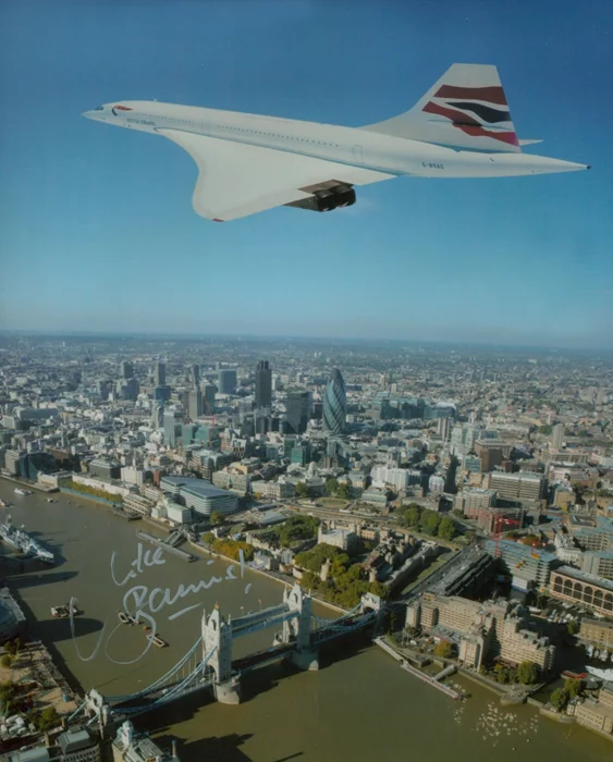 Mike Bannister autograph