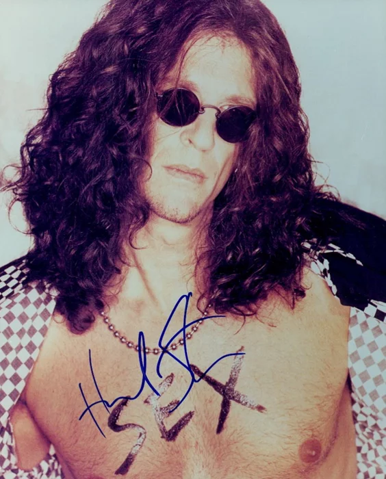 Howard Stern autograph