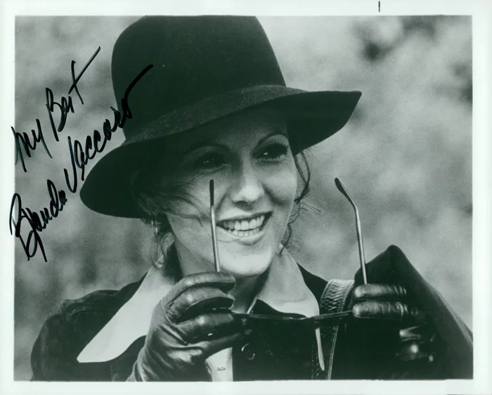 Brenda Vaccaro autograph