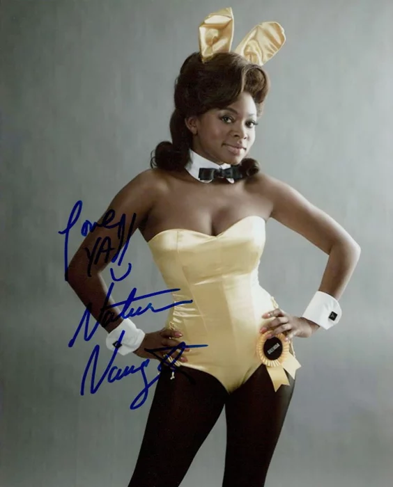 Naturi Naughton autograph