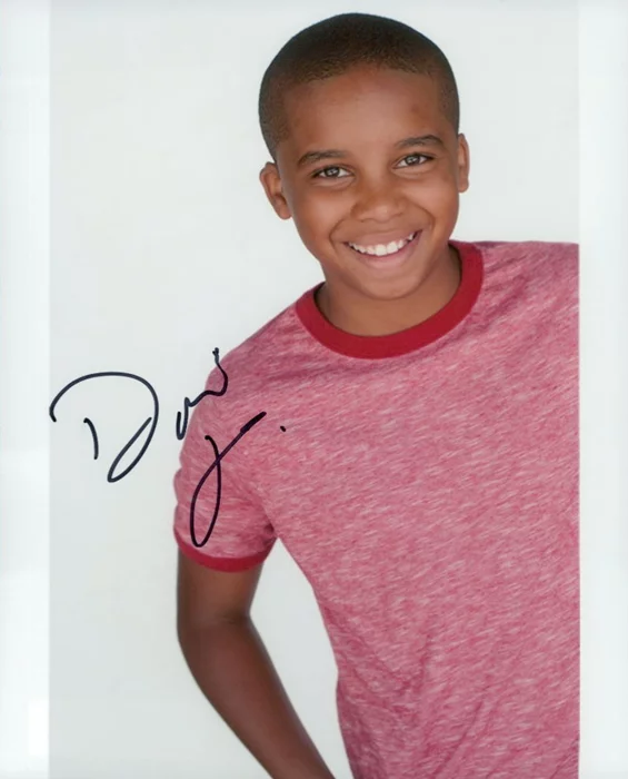 Donis Leonard autograph