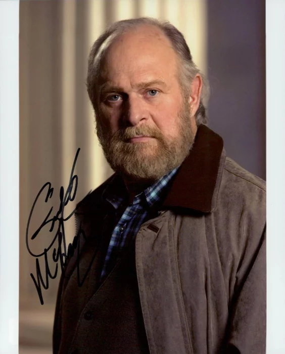 Gerald McRaney autograph