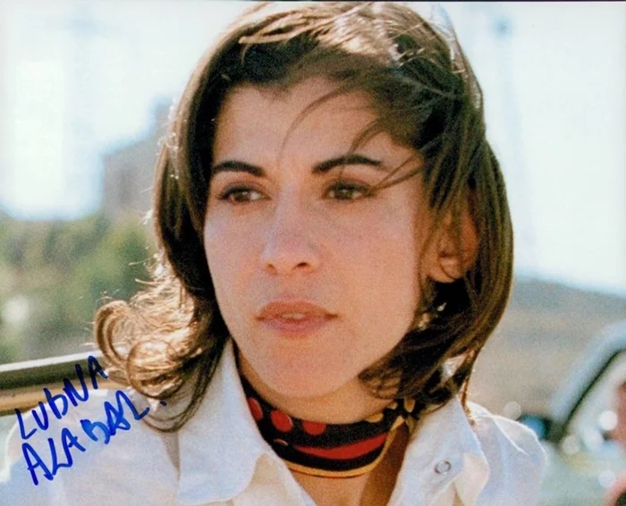 Lubna Azabal autograph