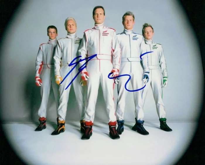 Brady Corbet autograph
