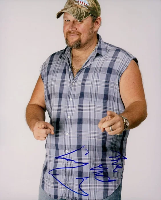 Larry The Cable Guy autograph