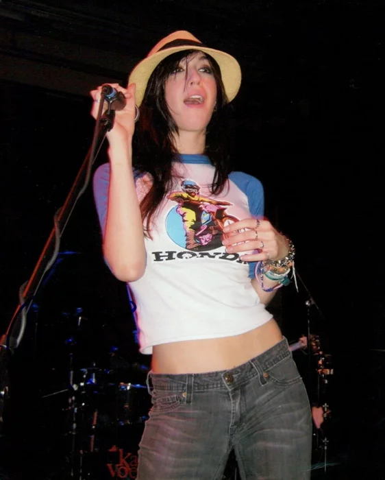 Kate Voegele autograph