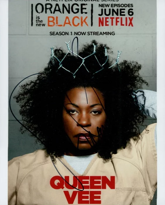Lorraine Toussaint autograph