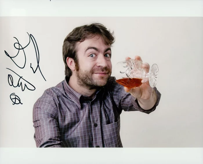 Derek Waters autograph