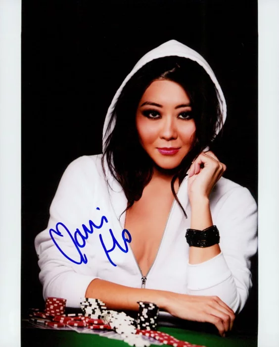 Maria T. Ho autograph