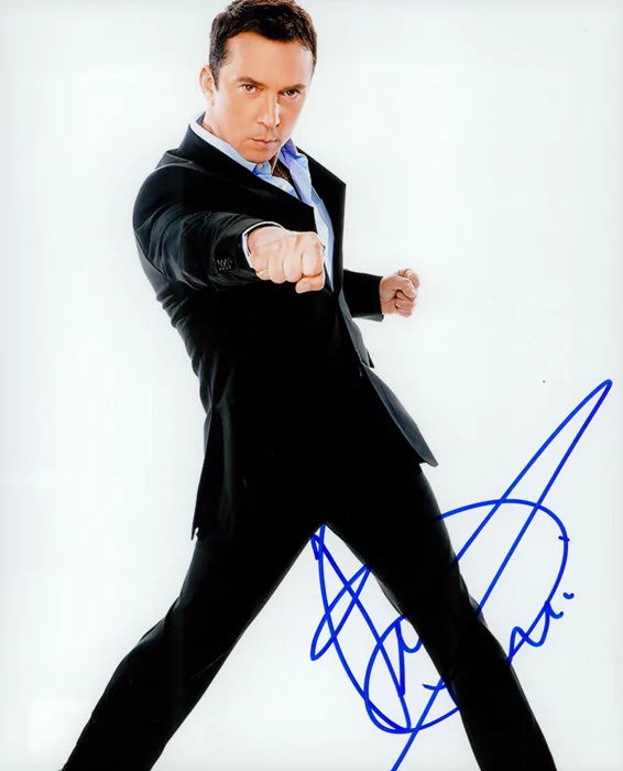 Bruno Tonioli autograph