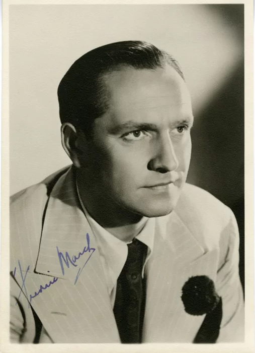 Fredric March autograph