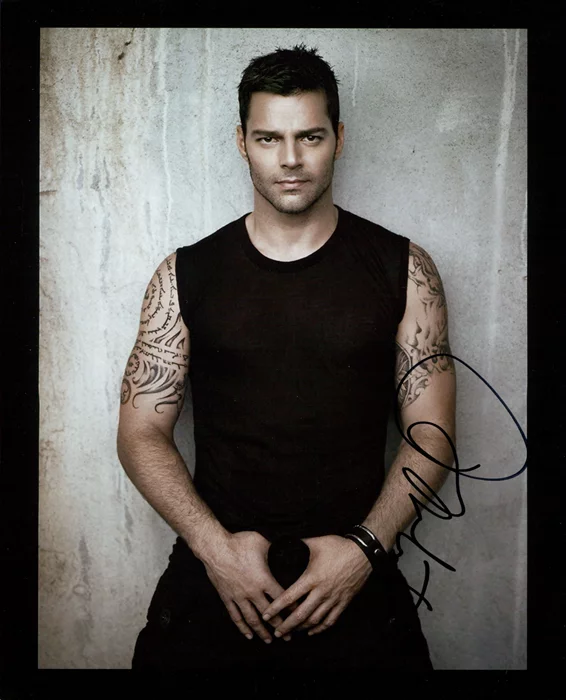Ricky Martin autograph