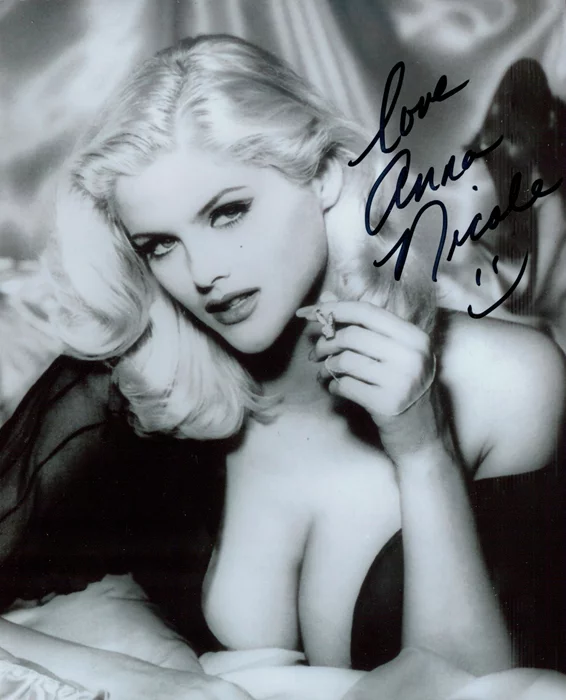 Anna Nicole Smith autograph