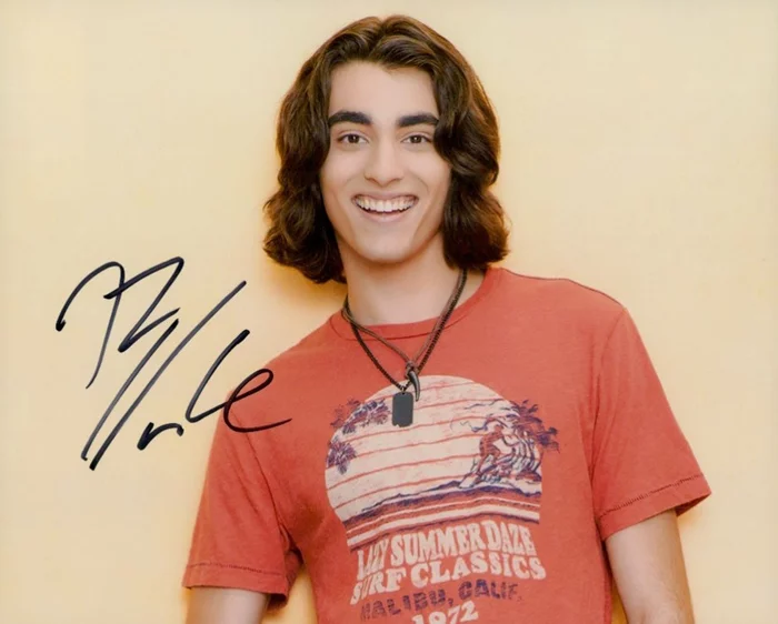 Blake Michael autograph