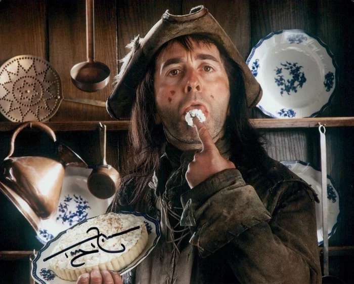 Tony Robinson autograph