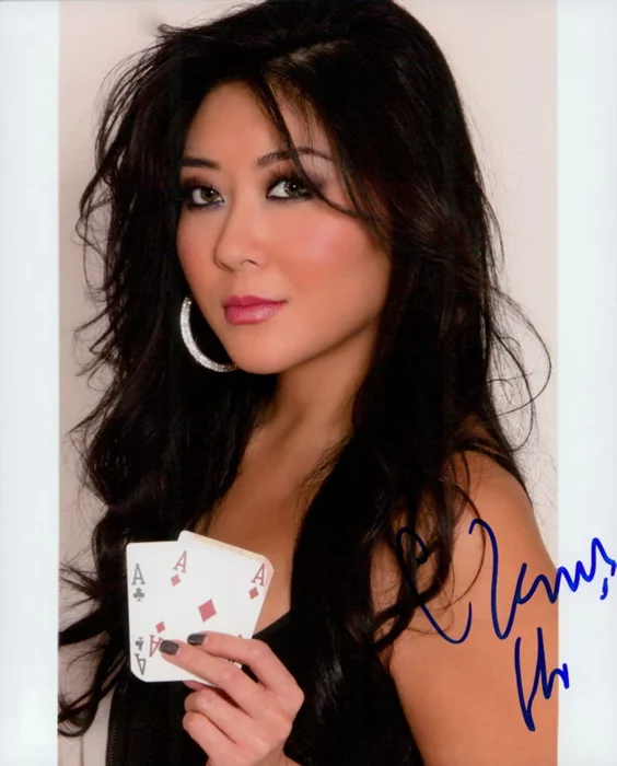 Maria T. Ho autograph