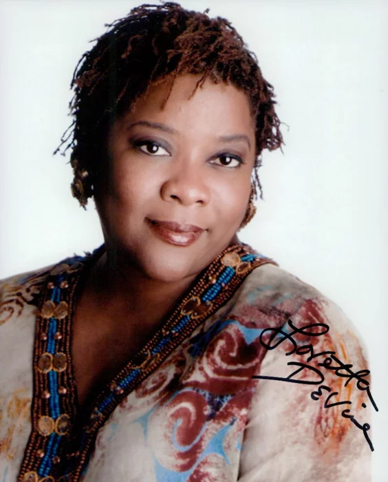 Loretta Devine autograph