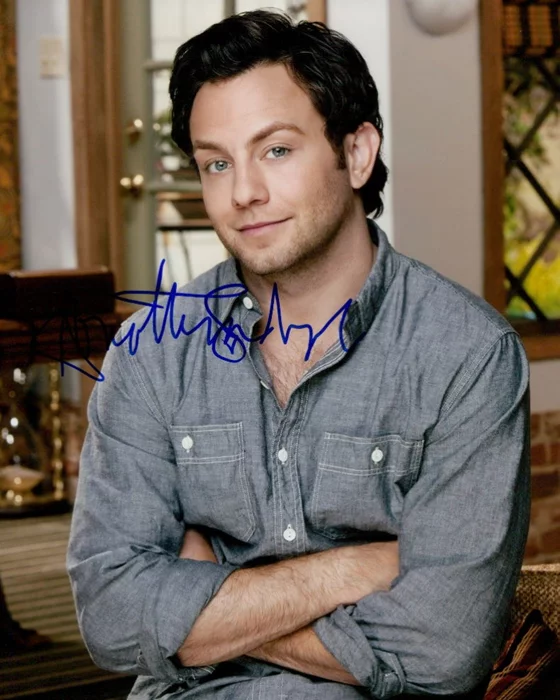 Jonathan Sadowski autograph