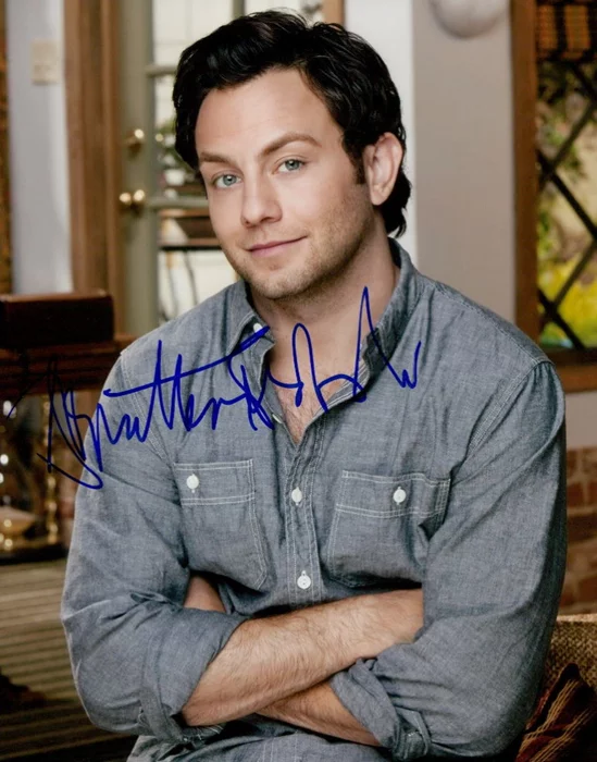Jonathan Sadowski autograph