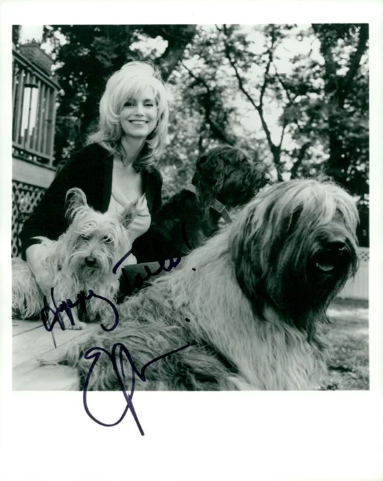Emmylou Harris autograph