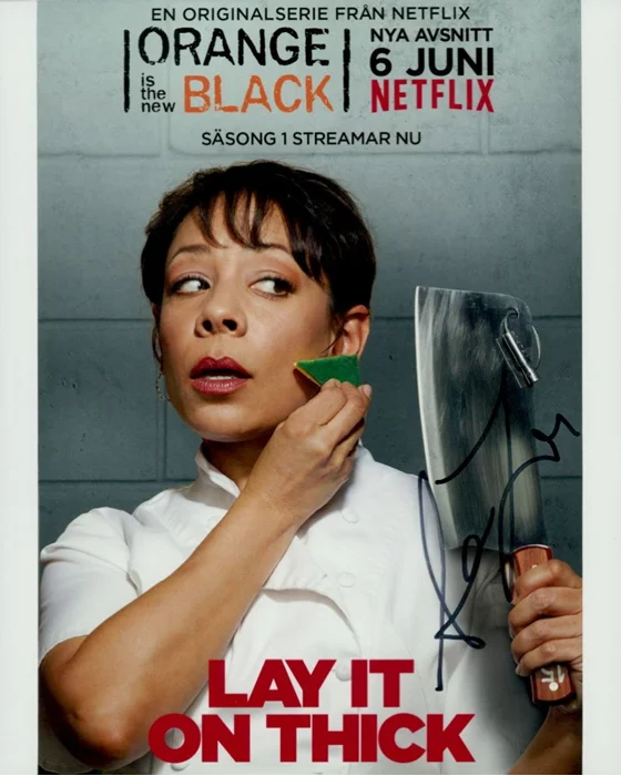 Selenis Leyva autograph