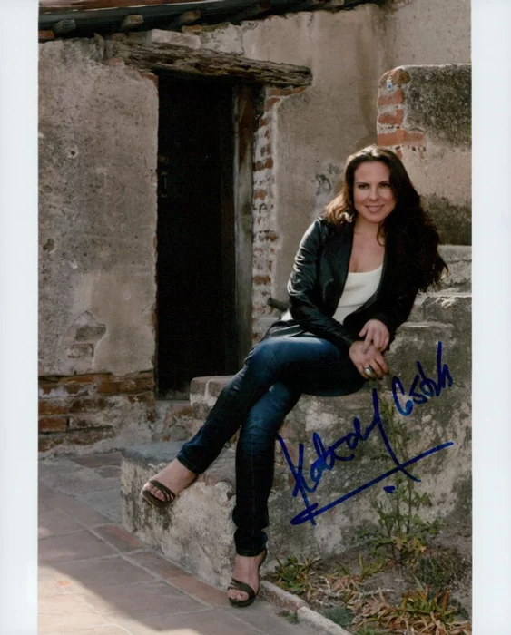 Kate del Castillo autograph