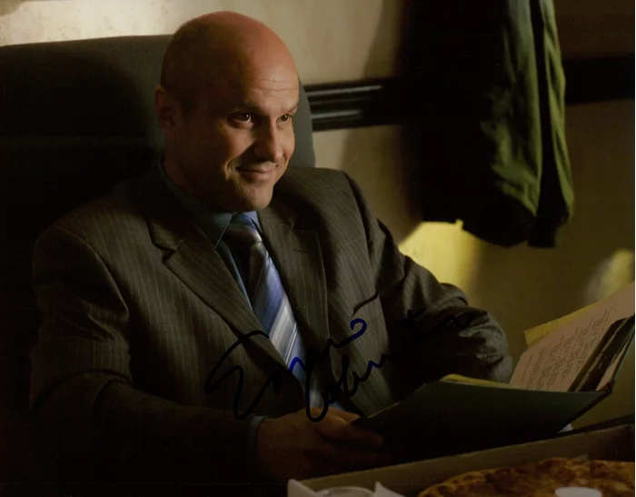 Enrico Colantoni autograph