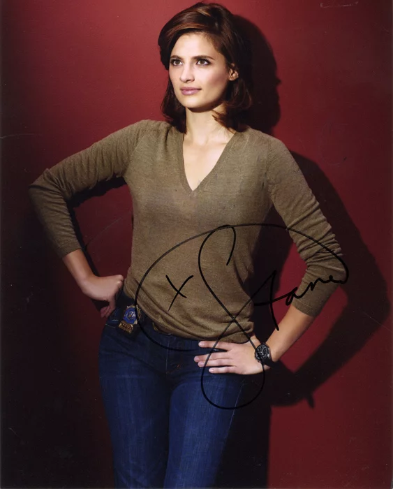 Stana Katic autograph