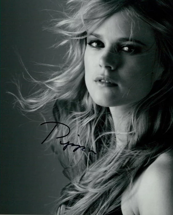 Pippa Black autograph