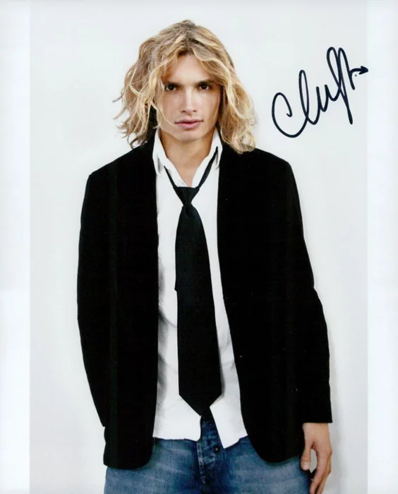 Christian Acosta autograph