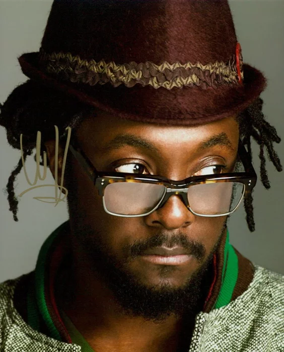 will.i.am autograph