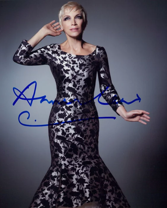 Annie Lennox autograph