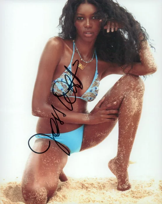 Jessica White autograph