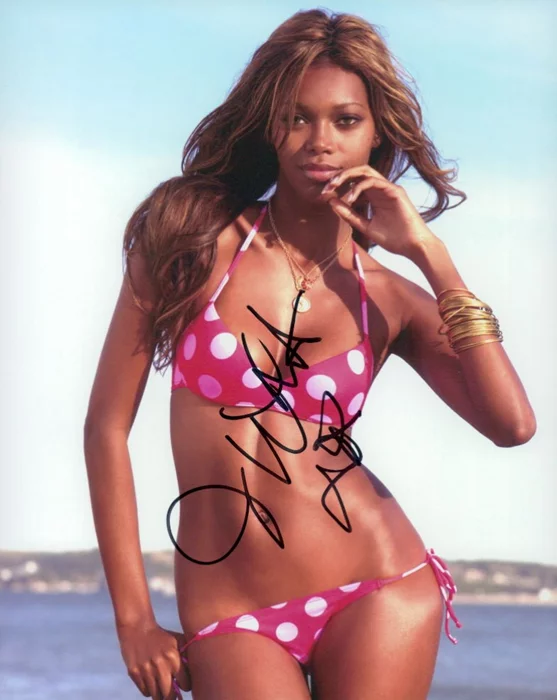 Jessica White autograph