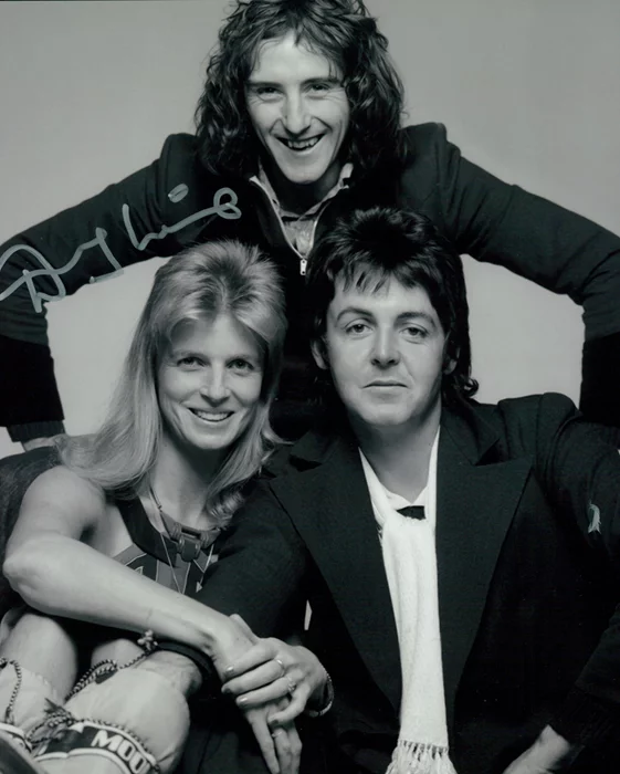Denny Laine autograph