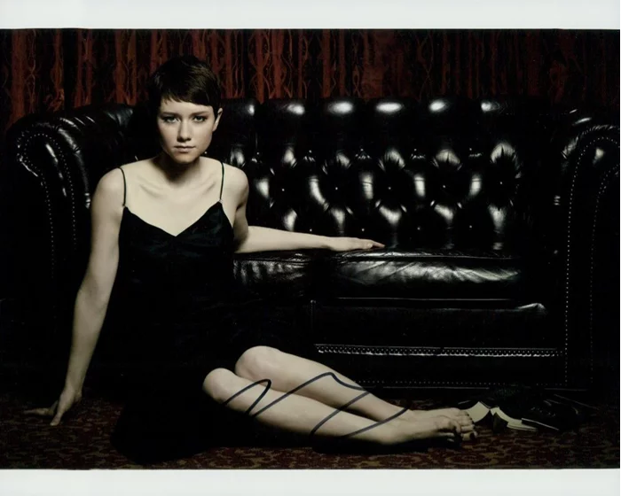 Valorie  Curry autograph