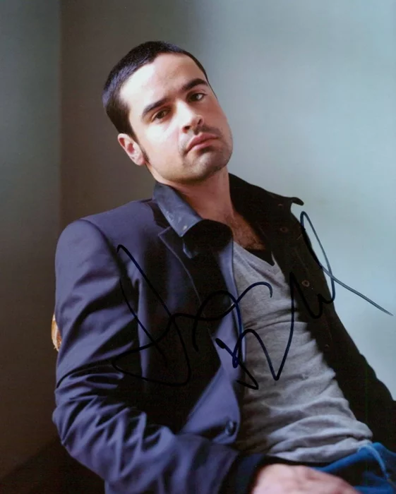 Jesse Bradford autograph