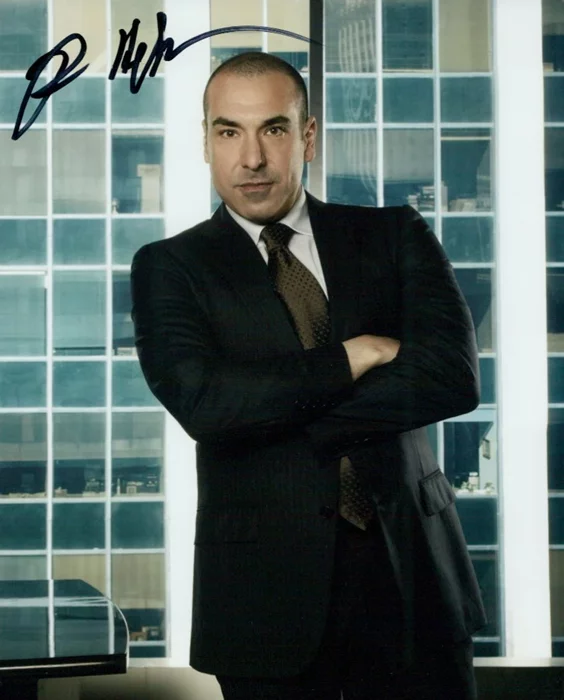 Rick Hoffman autograph