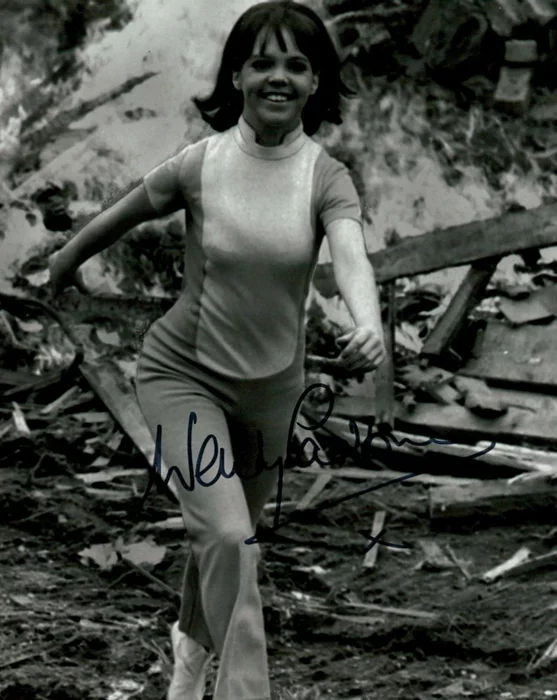 Wendy Padbury autograph